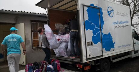 1000 plecaków&nbsp;dostarczonych – Olza wspiera Mary’s Meals